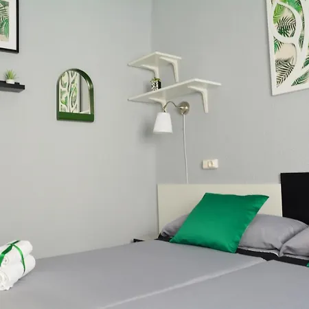3 Bedrooms At 600 M Away From The With View And Wifi *